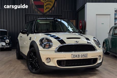 White 2013 Mini Hatch Hatch COOPER S F