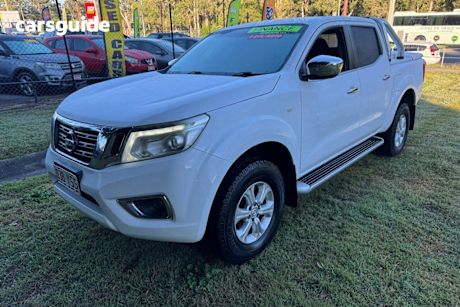 White 2018 Nissan Navara Dual Cab Pick-up St (4X2)