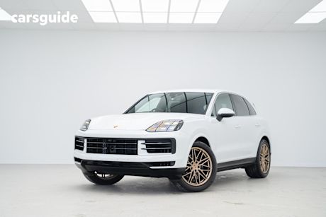 White 2025 Porsche Cayenne Wagon