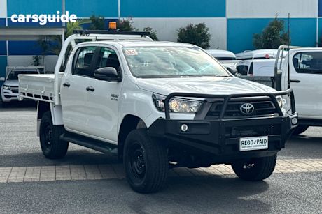 White 2022 Toyota Hilux Ute Tray SR 4X4