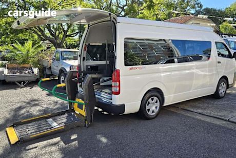White 2008 Toyota HiAce Bus Commuter