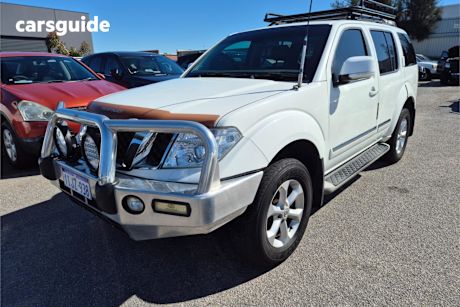 White 2012 Nissan Pathfinder Wagon Ti 550 (4X4)