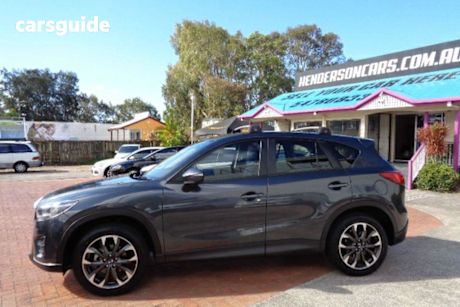 Grey 2015 Mazda CX-5 SUV AKERA 4X4