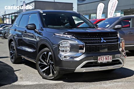 Grey 2024 Mitsubishi Outlander SUV EXCEED TOURER 4X4