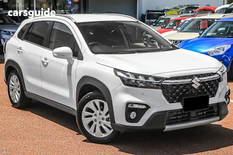 White 2024 Suzuki S-Cross Wagon 2Wd