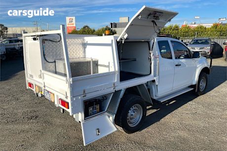 White 2016 Isuzu D-MAX Ute Tray SX 4X4