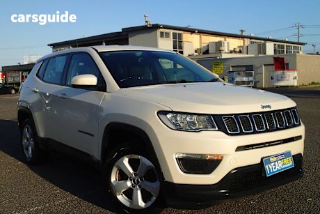 White 2018 Jeep Compass Wagon Sport (Fwd)