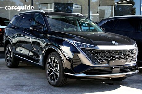 Black 2025 MG Qs SUV EXCITE F