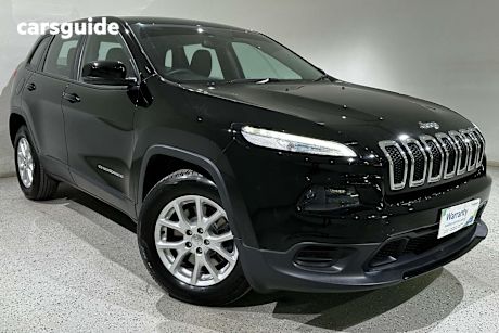 Black 2017 Jeep Cherokee SUV SPORT F