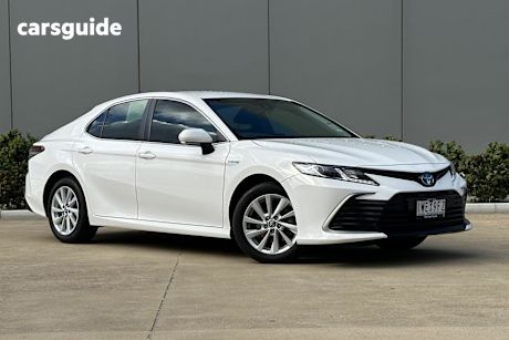 White 2022 Toyota Camry Sedan ASCENT F