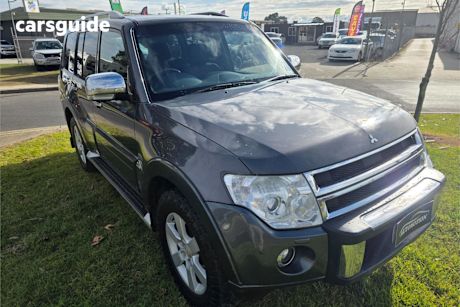 Grey 2010 Mitsubishi Pajero Wagon Glx Lwb (4X4)