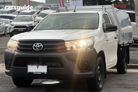 White 2019 Toyota Hilux Ute Tray WORKMATE R