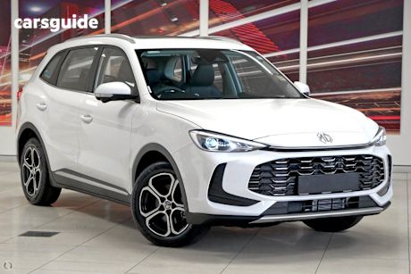 White 2025 MG ZS SUV ESSENCE F