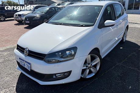 White 2013 Volkswagen Polo Hatchback 77 Tsi Comfortline