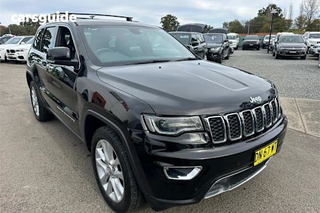 Black 2017 Jeep Grand Cherokee Wagon Limited (4X4)