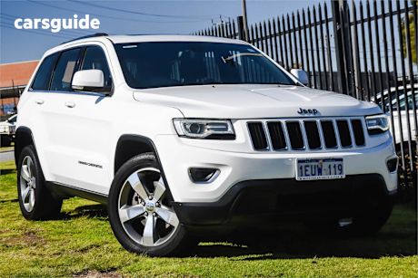 White 2015 Jeep Grand Cherokee SUV LAREDO 4X4