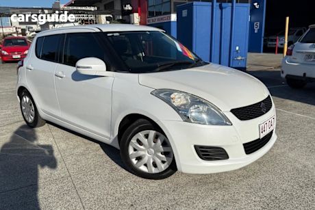 White 2013 Suzuki Swift Hatchback Gl