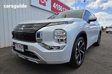 White 2023 Mitsubishi Outlander Wagon Phev Exceed 5+2 Seat (Awd)