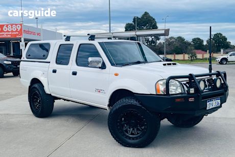 White 2012 Nissan Navara Ute Tray ST-R 4X4