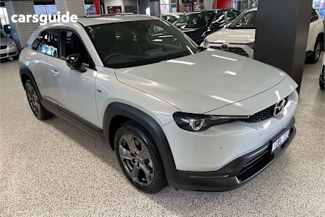 White 2023 Mazda MX-30 Wagon E35 Astina