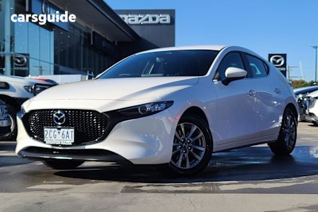 White 2024 Mazda 3 Hatchback G20 Pure