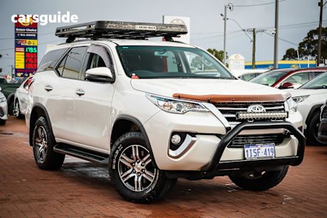 White 2018 Toyota Fortuner Wagon Gxl
