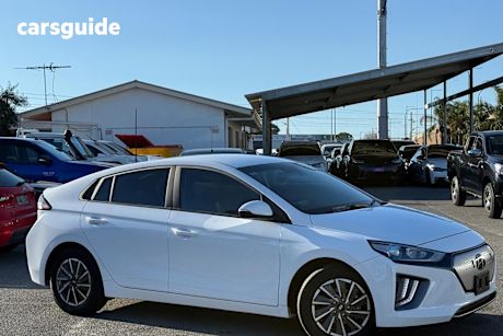 White 2021 Hyundai Ioniq Hatch ELECTRIC ELITE F