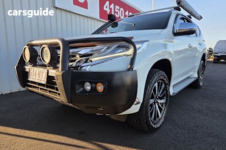 White 2017 Mitsubishi Pajero Sport Wagon Glx (4X4) 5 Seat