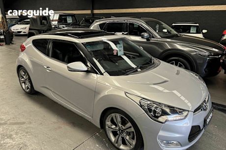 Silver 2014 Hyundai Veloster Coupe +