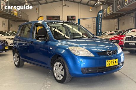 Blue 2006 Mazda 2 Hatchback Neo