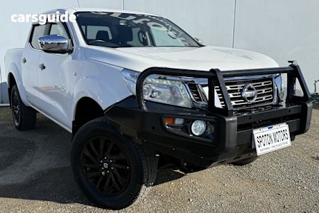 White 2017 Nissan Navara Ute Tray SL