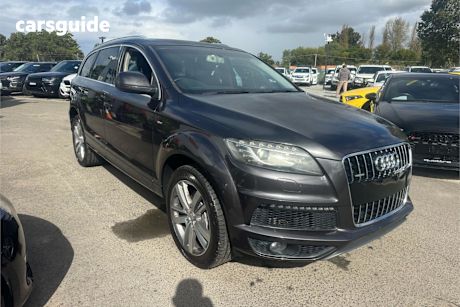 Grey 2011 Audi Q7 SUV TDI 4WD