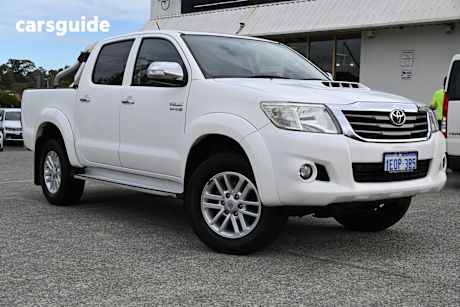White 2014 Toyota Hilux Ute Tray SR5 4X4