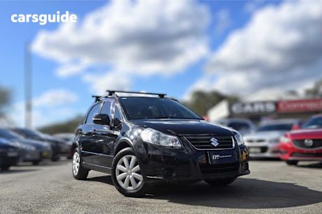 Black 2013 Suzuki SX4 Hatchback Crossover Navigator