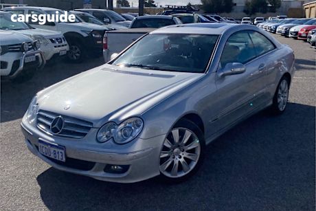 Silver 2005 Mercedes-Benz CLK350 Coupe Elegance