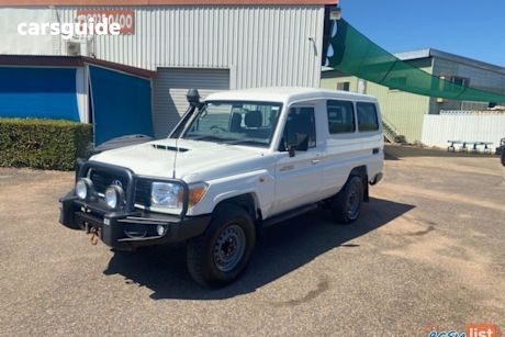 White 2018 Toyota Landcruiser SUV WORKMATE TROOPCARRIER 4X4