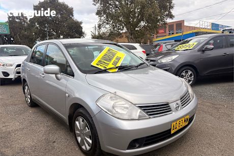 Silver 2007 Nissan Tiida Sedan ST F