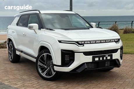 White 2025 Kgm Actyon SUV K60