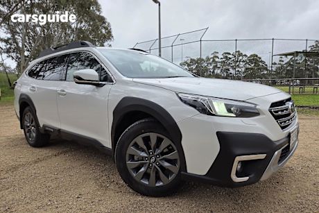 White 2023 Subaru Outback SUV AWD 4WD