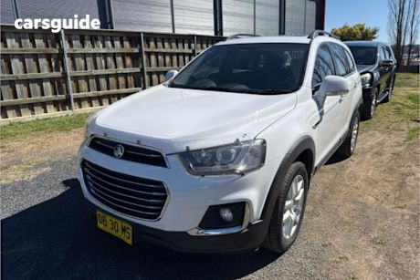 White 2017 Holden Captiva Wagon Active 5 Seater