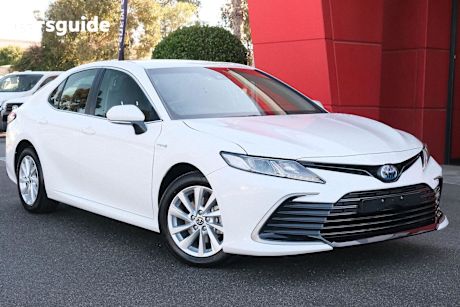 White 2024 Toyota Camry Sedan ASCENT F