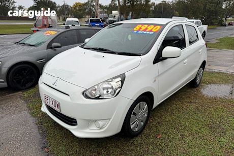 White 2015 Mitsubishi Mirage Hatchback Es