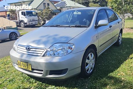 Silver 2004 Toyota Corolla Sedan Ascent