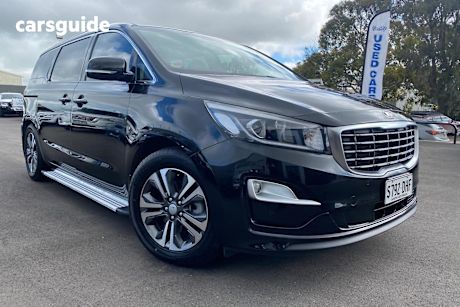 Black 2018 Kia Carnival OtherCar SLI F
