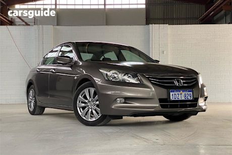 Silver 2012 Honda Accord Sedan Vti