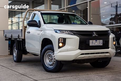 White 2020 Mitsubishi Triton Cab Chassis Glx