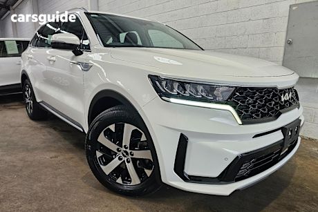 White 2022 Kia Sorento SUV SPORT 4X4