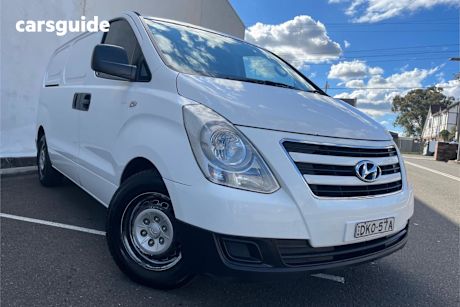White 2016 Hyundai Iload Van