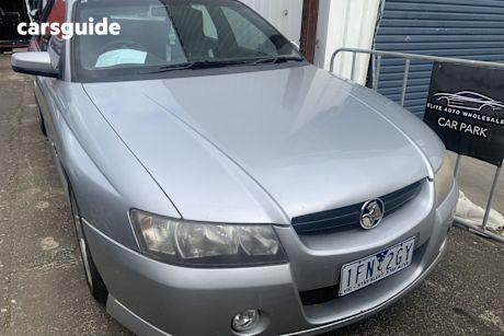 Silver 2004 Holden Commodore Sedan SV6