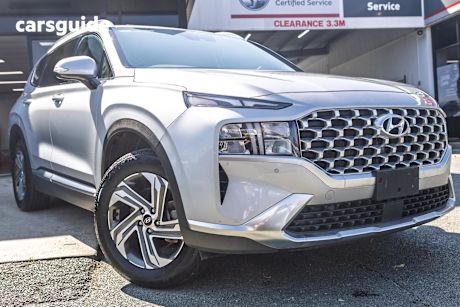 Silver 2022 Hyundai Santa FE SUV HYBRID ELITE 4X4